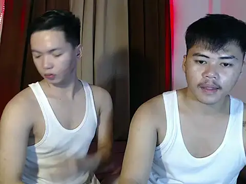 Snapshot of hot_emman chatting on May 22, 10:32 am hot emman online show from May 22, 10:32 am
