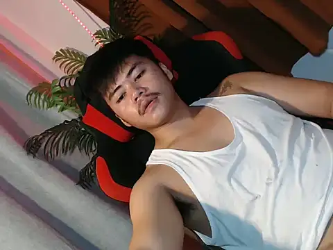 Snapshot of hot_emman chatting on June 8, 5:30 am hot emman online show from June 8, 5:30 am