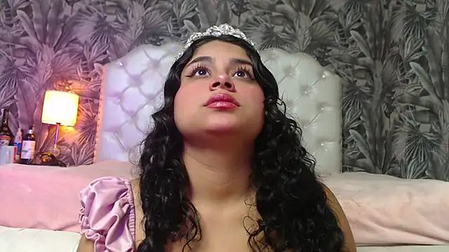 RylieRoss online show from November 7, 1:22 pm