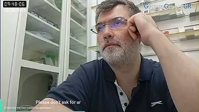 Snapshot of GeorgeGreece2025 chatting on June 3, 6:49 am GeorgeGreece2025 online show from June 3, 6:49 am