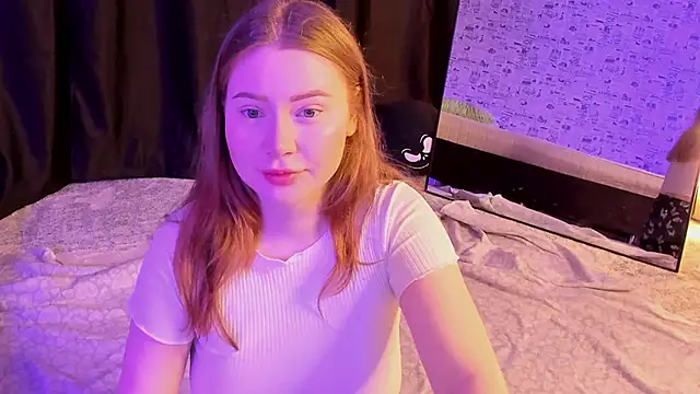 Lillie Berry online show from November 8, 4:34 am