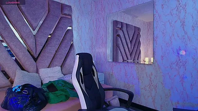 redd pandaa online show from April 7, 3:29 am