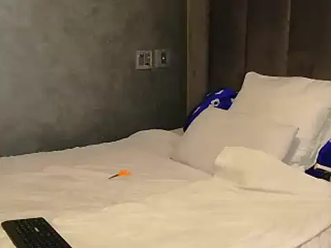 Babysex32 online show from January 8, 7:05 pm