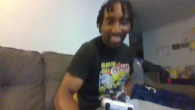 Snapshot of HeavenlyTongue88 chatting on June 1, 3:52 am HeavenlyTongue88 online show from June 1, 3:52 am