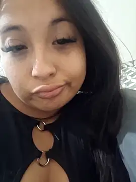 lupittta online show from April 18, 12:47 am