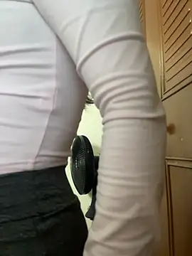 vikysexy283 online show from December 16, 5:34 am