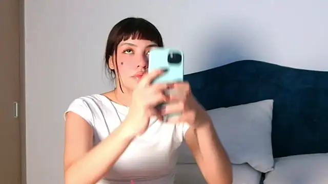 angelinhaaa online show from September 16, 2:45 am