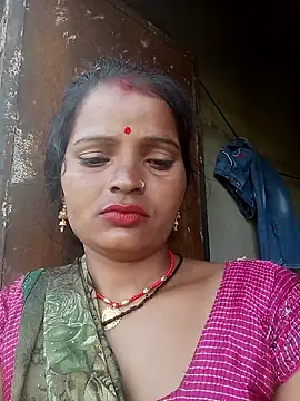 Snapshot of Neelamt12 chatting on September 9, 1:38 am Neelamt12 online show from September 9, 1:38 am