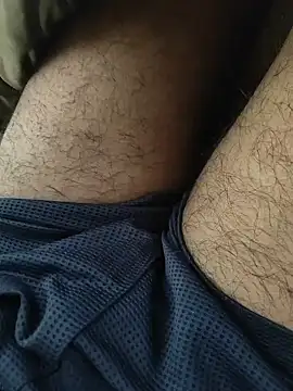 Snapshot of Fit_Guy143 chatting on November 13, 7:07 am Fit Guy143 online show from November 13, 7:07 am