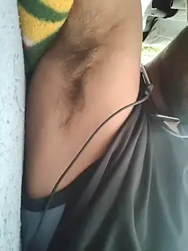 Snapshot of Fit_Guy143 chatting on November 16, 9:37 am Fit Guy143 online show from November 16, 9:37 am