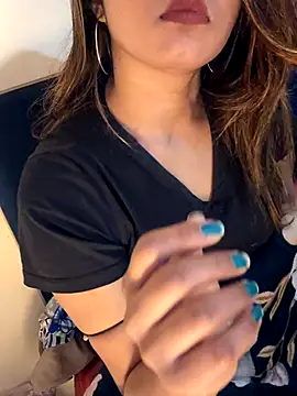 sexy-sukriti online show from December 2, 5:02 am