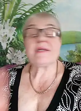 VioletSweet5566 online show from October 6, 1:19 pm