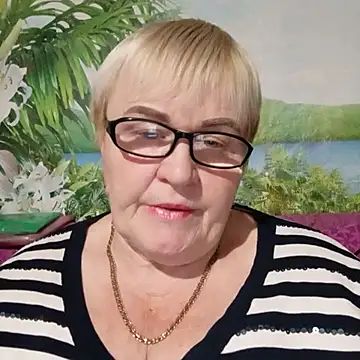 VioletSweet5566 online show from October 31, 7:48 pm