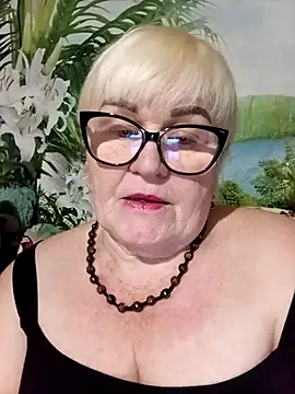 VioletSweet5566 online show from May 7, 7:52 pm