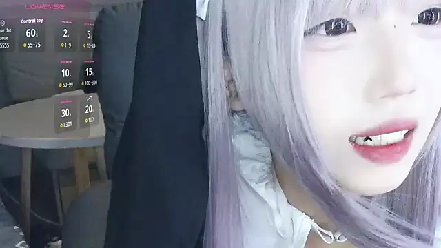 a5l2e0x online show from October 19, 11:27 pm