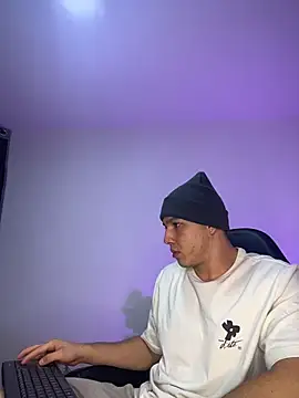 max valiant1 online show from February 18, 7:26 am