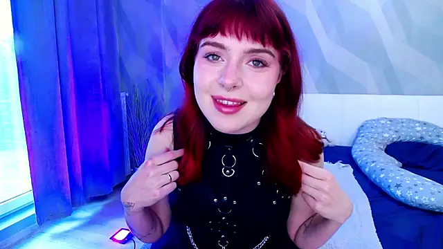 Snapshot of real_bdsm_couple chatting on May 8, 2:00 pm real bdsm couple online show from May 8, 2:00 pm