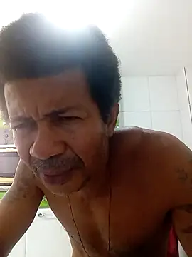 moreno25centimetro online show from December 19, 2:35 pm