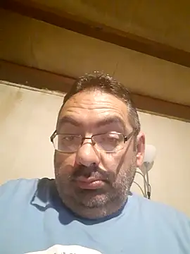 Snapshot of Jouons-ensembles2 chatting on May 26, 10:17 pm Jouons-ensembles2 online show from May 26, 10:17 pm