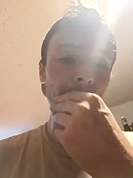 Snapshot of RichardW chatting on September 16, 3:07 am RichardW online show from September 16, 3:07 am