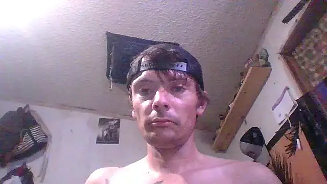 Snapshot of RichardW chatting on November 1, 10:50 am RichardW online show from November 1, 10:50 am