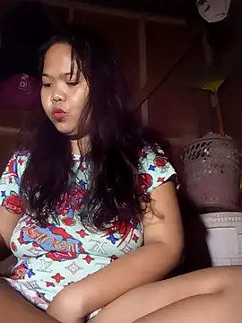 Snapshot of urhottychubbypinay chatting on August 6, 6:10 pm urhottychubbypinay online show from August 6, 6:10 pm