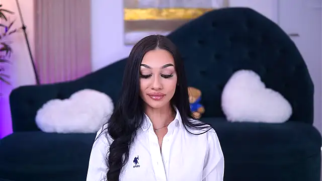 NinaSolenne online show from November 13, 7:35 pm