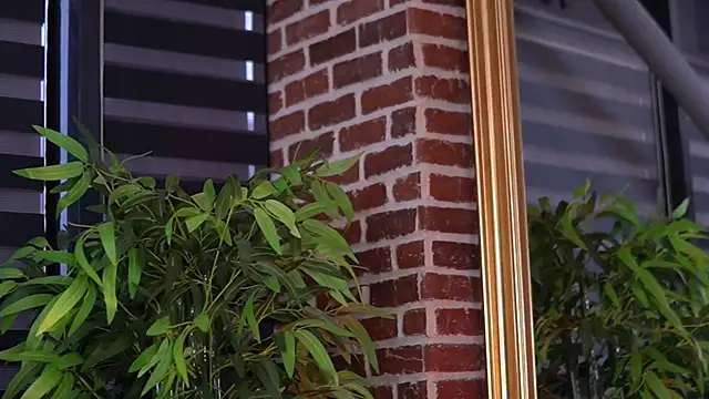 MillaSerene online show from October 8, 7:39 am