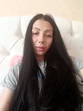 Snapshot of Princessa99885 chatting on June 14, 12:40 pm Princessa99885 online show from June 14, 12:40 pm