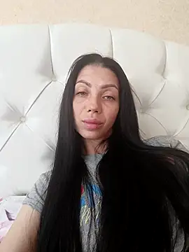Snapshot of Princessa99885 chatting on June 21, 12:19 pm Princessa99885 online show from June 21, 12:19 pm