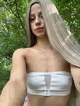 FavoriteKira online show from July 19, 12:31 pm