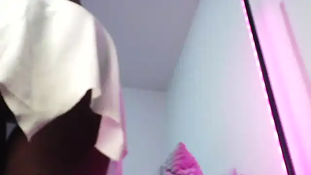 SparklingSoleil online show from November 23, 6:52 pm