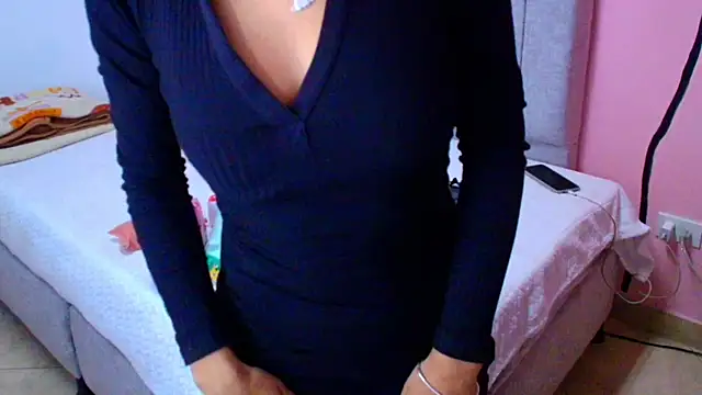 Snapshot of Emily__parker__ chatting on October 8, 12:47 pm Emily parker online show from October 8, 12:47 pm