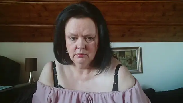 TiffanyMature online show from October 3, 9:17 am