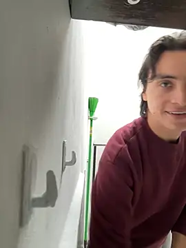 Snapshot of AlexanderHall chatting on October 12, 7:24 pm AlexanderHall online show from October 12, 7:24 pm