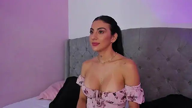 BianncaRibeiro online show from April 9, 9:31 pm