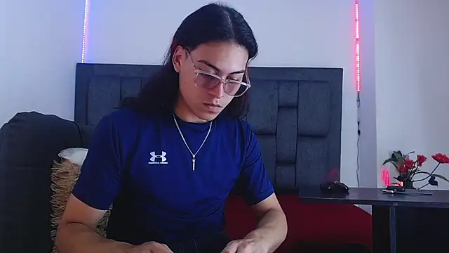 dirty model online show from July 21, 7:16 pm