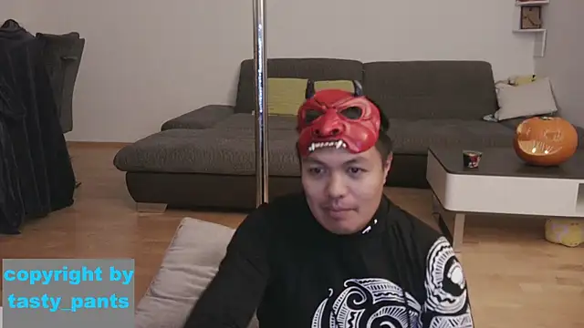 Tasty pants online show from October 31, 8:21 pm