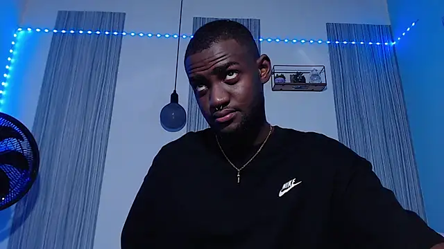 eebony stallion online show from October 16, 2:56 am