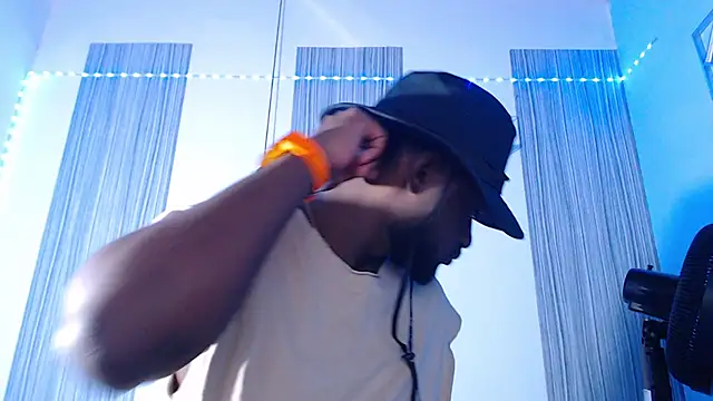 eebony stallion online show from February 16, 6:48 pm