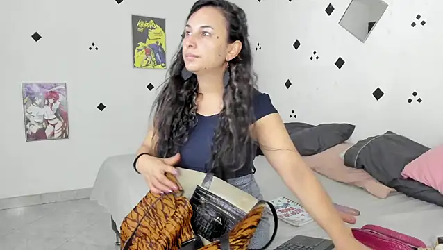 samaramour online show from October 2, 11:39 am