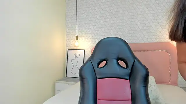 MELISSAROUGE online show from February 25, 12:59 pm