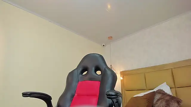 MELISSAROUGE online show from April 14, 7:42 pm