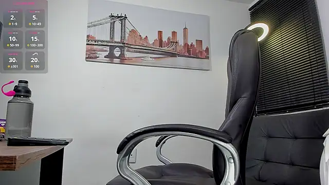 Snapshot of Dash_Bukoski chatting on September 22, 11:23 am Dash Bukoski online show from September 22, 11:23 am