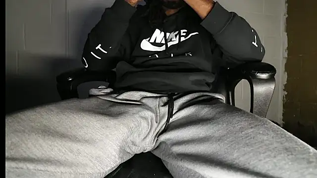 zaddytrey online show from March 4, 1:06 pm