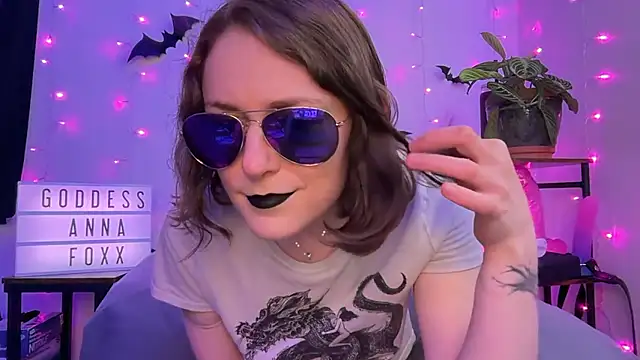 mistressannafoxx online show from January 9, 10:11 pm