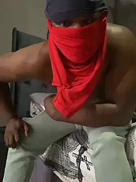 darkdickgg online show from April 26, 1:42 pm