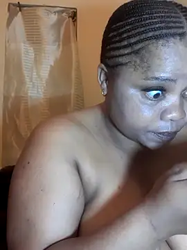 PRINCESSEMELXX93 online show from October 14, 1:06 am