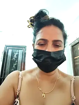 Shruti Bhabhi38 online show from November 4, 7:18 am