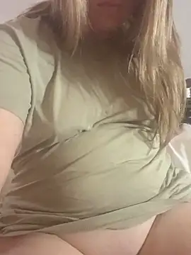 Snapshot of M1l3yD3w chatting on September 25, 5:38 pm M1l3yD3w online show from September 25, 5:38 pm